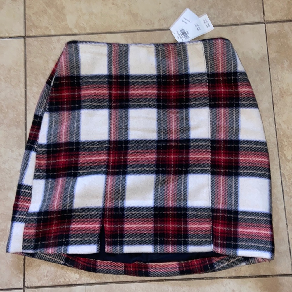 Hollister plaid mini skirt.